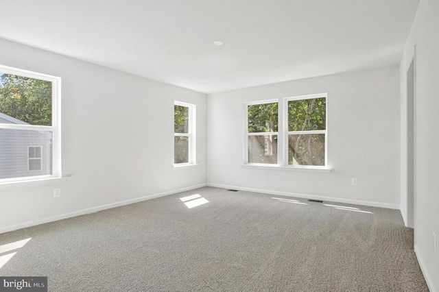 96 CATALPA DR, North East, MD 21901