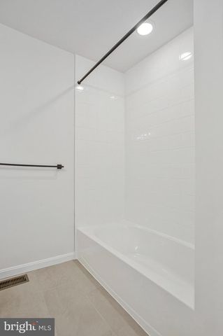 96 CATALPA DR, North East, MD 21901