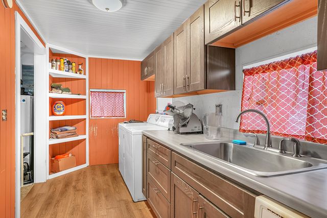 8796 N 100 E, Lake Village, IN 46349