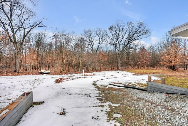 8796 N 100 E, Lake Village, IN 46349