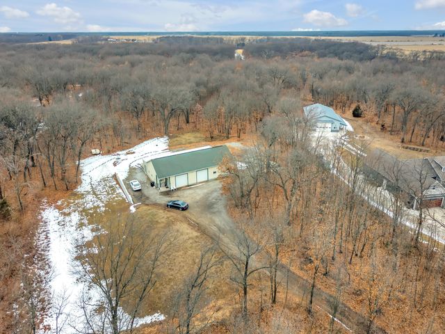 8796 N 100 E, Lake Village, IN 46349