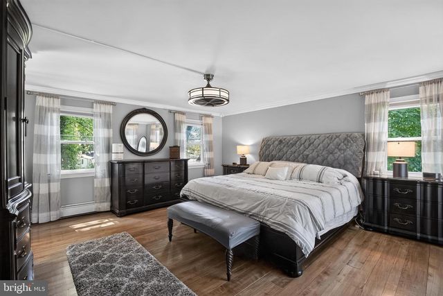 135 SUMMIT RD, Malvern, PA 19355