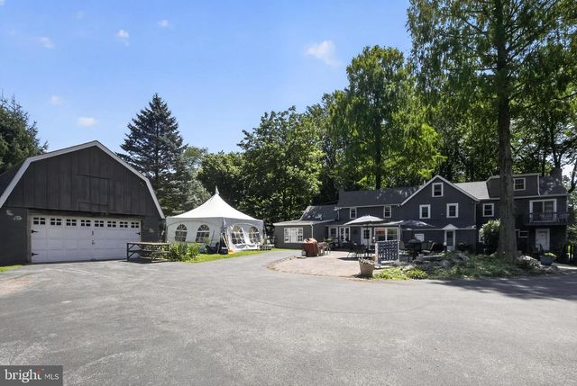135 SUMMIT RD, Malvern, PA 19355