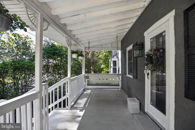 135 SUMMIT RD, Malvern, PA 19355