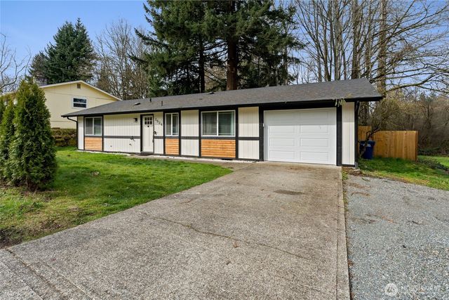 2526 Olympic Boulevard, Puyallup, WA 98374
