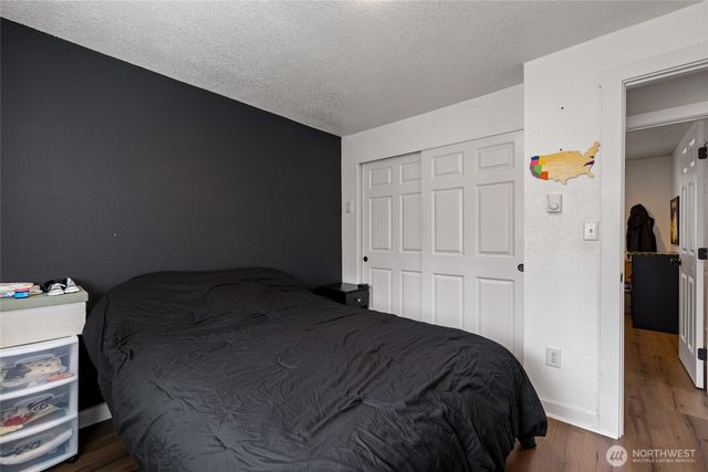 2526 Olympic Boulevard, Puyallup, WA 98374