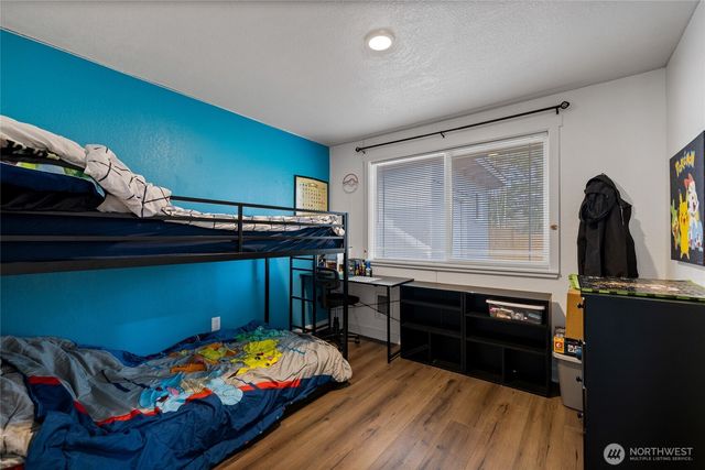 2526 Olympic Boulevard, Puyallup, WA 98374