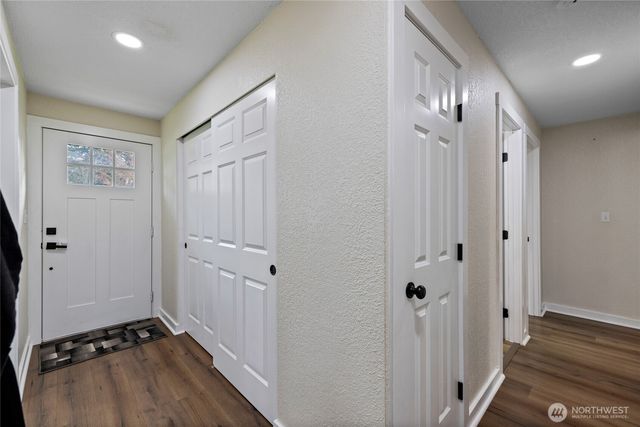 2526 Olympic Boulevard, Puyallup, WA 98374