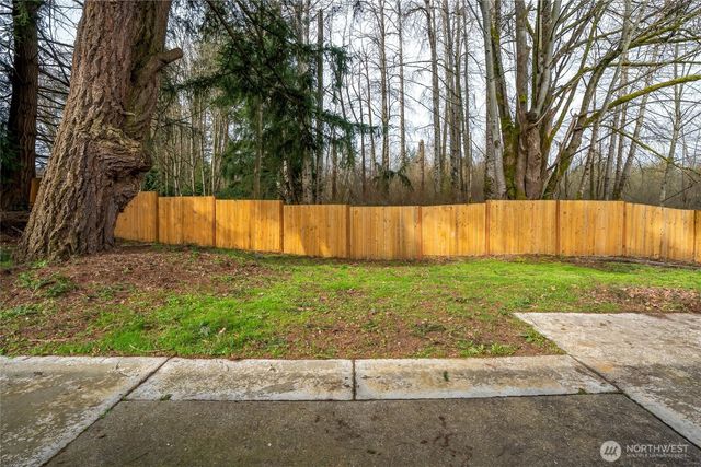 2526 Olympic Boulevard, Puyallup, WA 98374