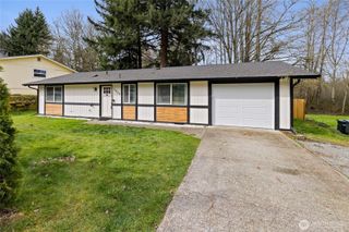 2526 Olympic Boulevard, Puyallup, WA 98374