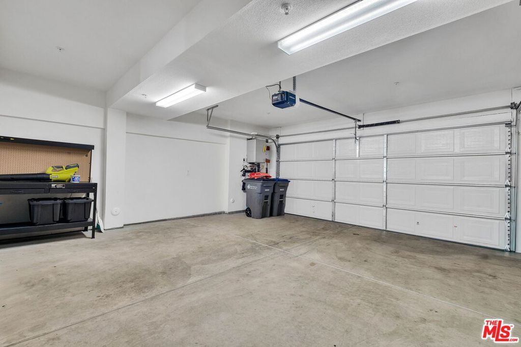 Image 24 of property listing at 7556 Landon Lane, Gardena, CA 90248