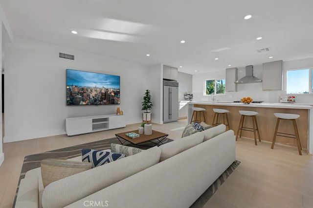 12790 Jolette, Granada Hills, CA 91344