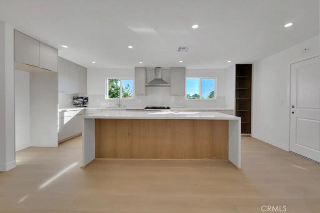 12790 Jolette, Granada Hills, CA 91344