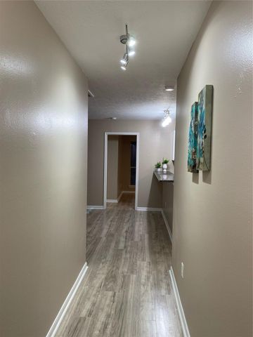 8825 E Buffalo Circle, Willis, TX 77378