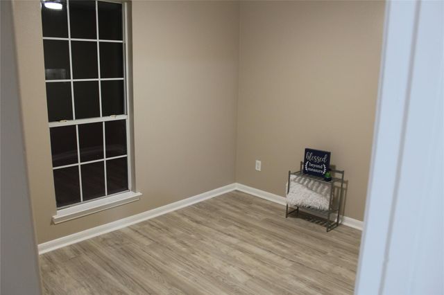 8825 E Buffalo Circle, Willis, TX 77378