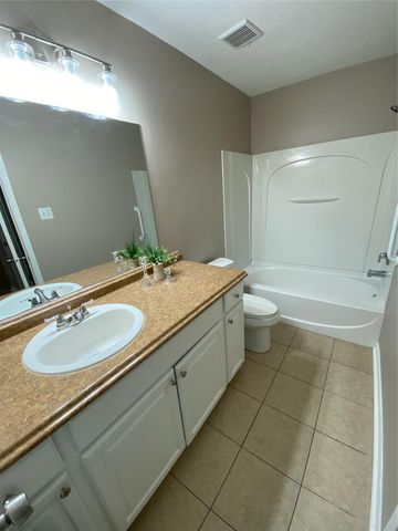 8825 E Buffalo Circle, Willis, TX 77378