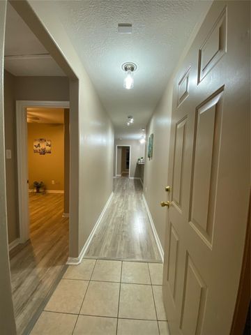 8825 E Buffalo Circle, Willis, TX 77378