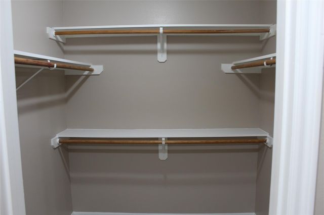 8825 E Buffalo Circle, Willis, TX 77378