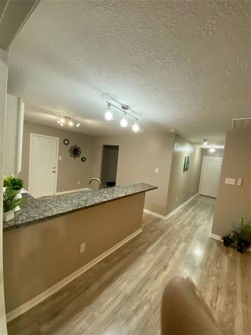 8825 E Buffalo Circle, Willis, TX 77378