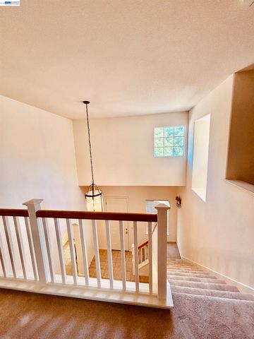 2126 Shenandoah Drive, Tracy, CA 95377