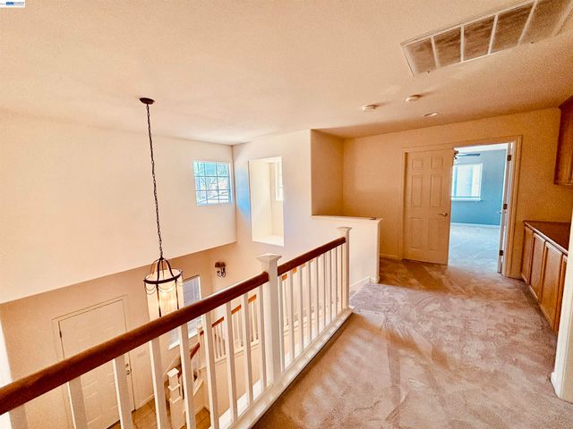 2126 Shenandoah Drive, Tracy, CA 95377