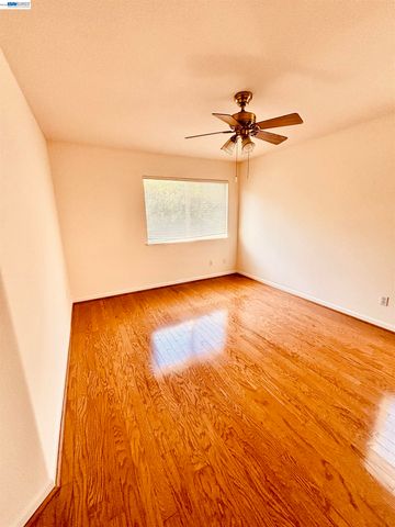 2126 Shenandoah Drive, Tracy, CA 95377
