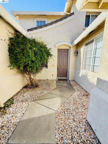 2126 Shenandoah Drive, Tracy, CA 95377