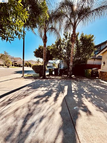 2126 Shenandoah Drive, Tracy, CA 95377