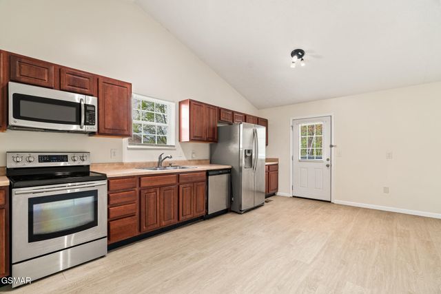 306 Joshua Landing Court, Seymour, TN 37865