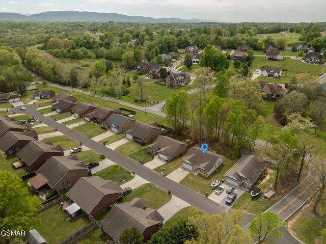 306 Joshua Landing Court, Seymour, TN 37865