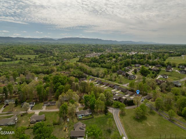 306 Joshua Landing Court, Seymour, TN 37865