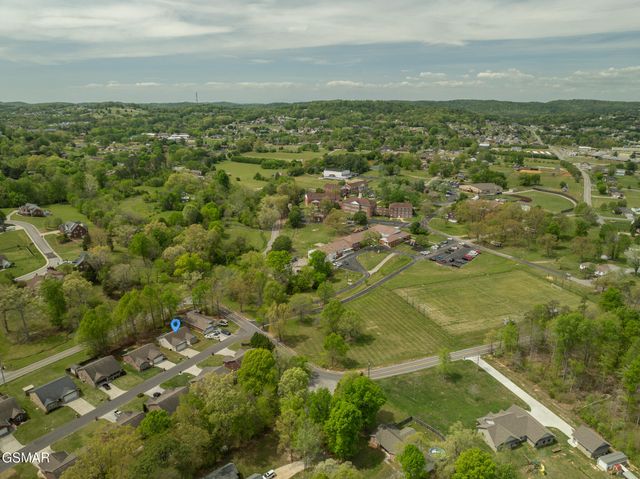 306 Joshua Landing Court, Seymour, TN 37865