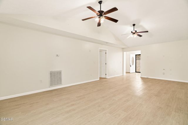 306 Joshua Landing Court, Seymour, TN 37865