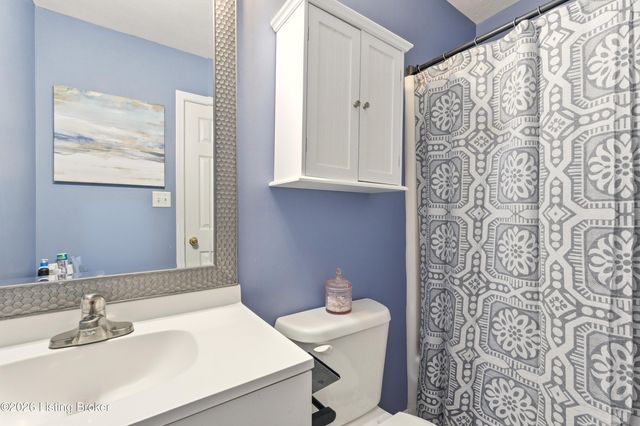 272 Frontier Ave, Taylorsville, KY 40071