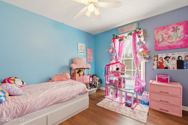 272 Frontier Ave, Taylorsville, KY 40071