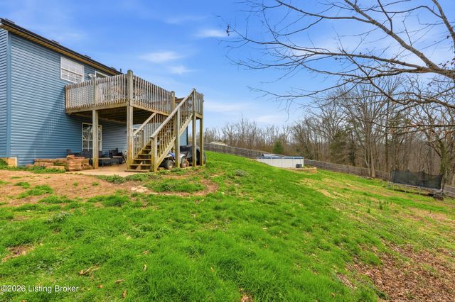 272 Frontier Ave, Taylorsville, KY 40071