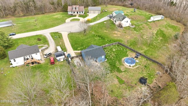 272 Frontier Ave, Taylorsville, KY 40071