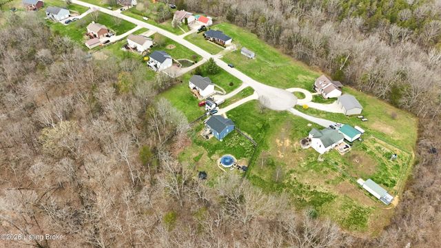 272 Frontier Ave, Taylorsville, KY 40071