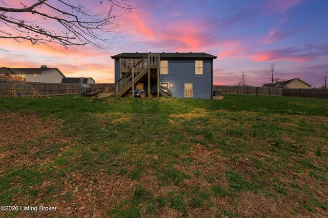 272 Frontier Ave, Taylorsville, KY 40071