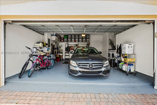 1241 Grant St, Hollywood, FL 33019