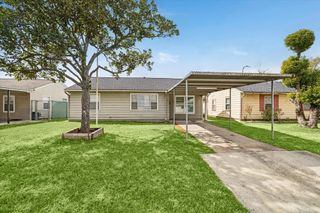 434 Meters Street, Houston, TX 77020