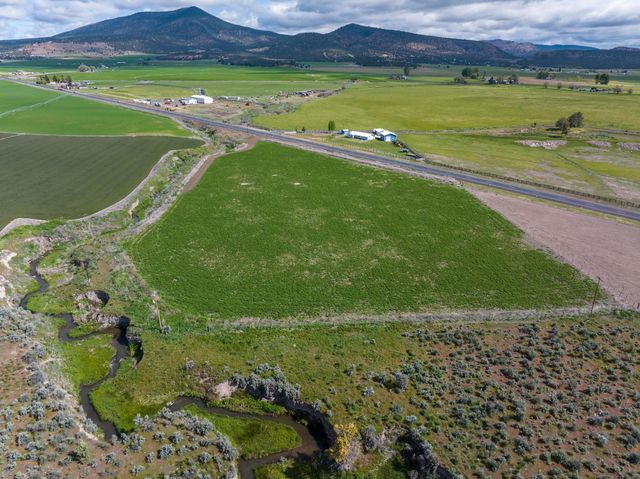 7555 NW Madras Highway, Prineville, OR 97754