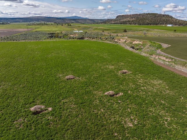 7555 NW Madras Highway, Prineville, OR 97754