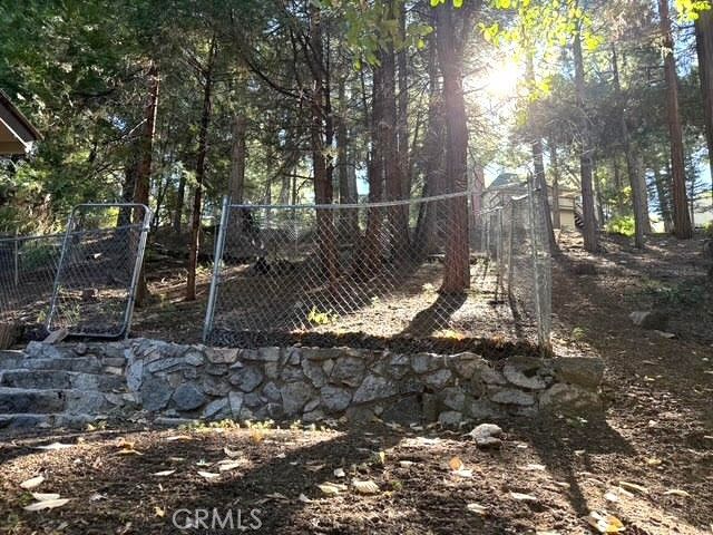 325 Cottage Grove, Lake Arrowhead, CA 92352