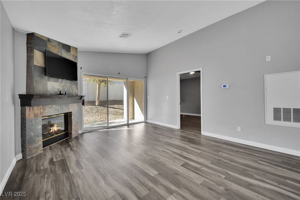 549 Yacht Harbor Drive, Las Vegas, NV 89145