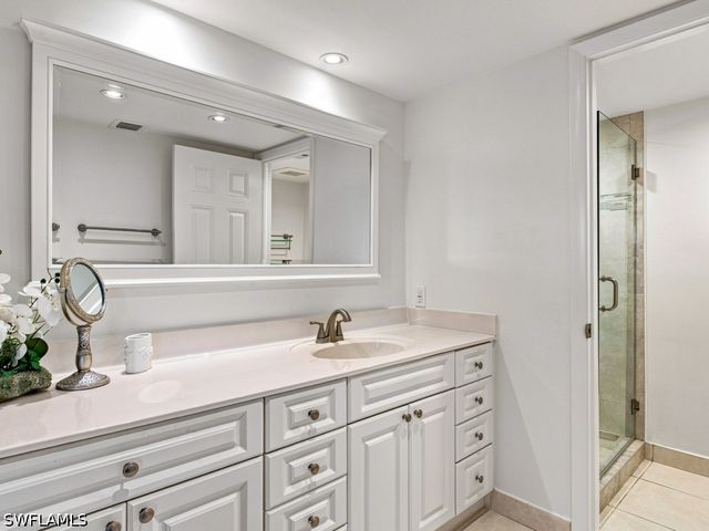 880 Huron CT 307, Marco Island, FL 34145