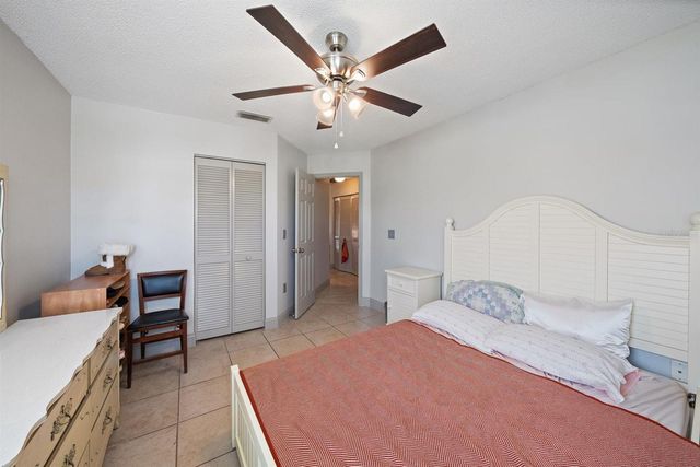 4759 RAINTREE STREET CIRCLE E, Bradenton, FL 34203