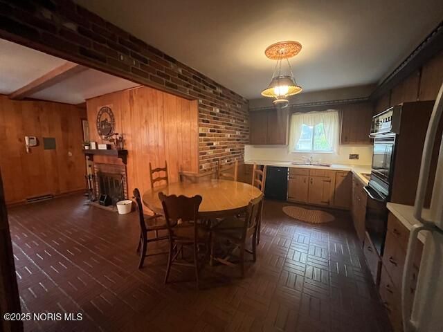 313 E State Line Road, Toledo, OH 43612