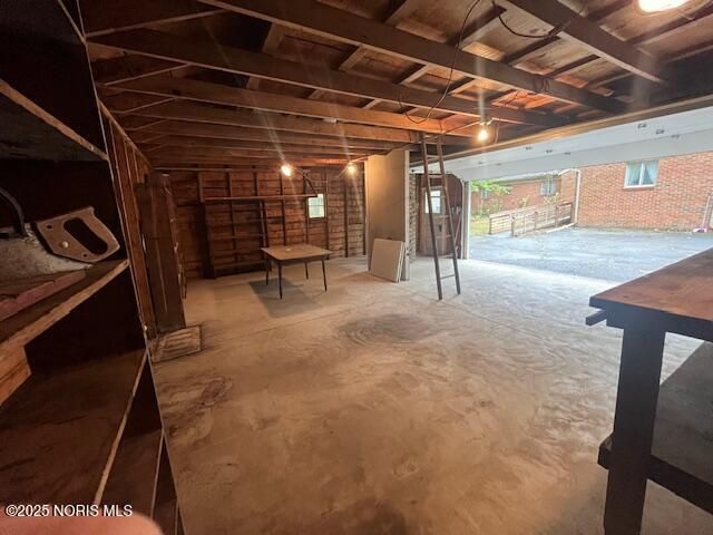 313 E State Line Road, Toledo, OH 43612