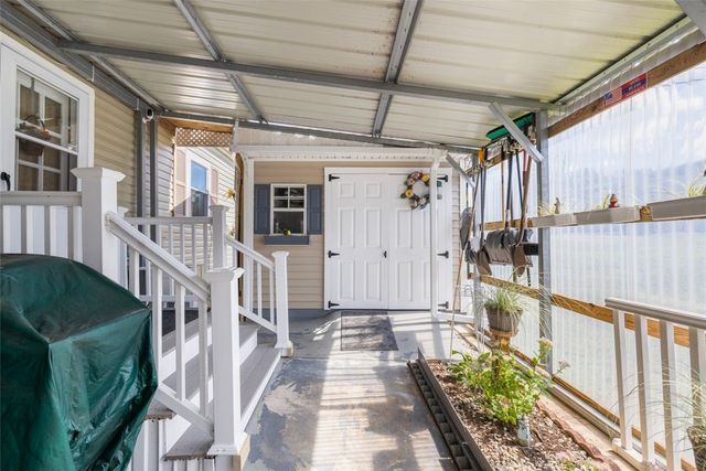 15 E Lane, Coventry, RI 02816